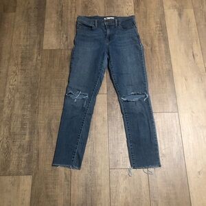 Levi Womens Jeans 28 slimming skinny mid rise distressed Blue Denim Pants